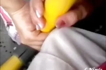 الأخت تمارس الجنس مع شقيقها ، مما يجبرها على صب الحيوانات المنوية في بوسها فلم سكسي عربي كامل