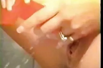 قبضت الأم على ابنها وابنتها يمارسان الجنس وانضممت افلام سكس عربي عراقي إليهما