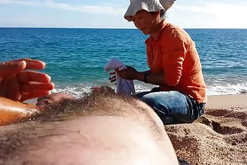 أخت تمارس الجنس مع أخي ، تتعدى على افلام سكسي عربي جديد قضيبه الأسود الكبير