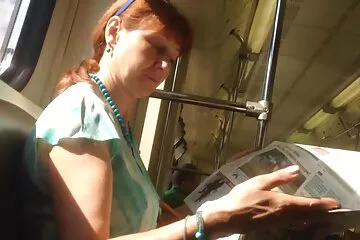 الأخت المبتسمة تمتص افلام اجنبية سكسي مترجم قضيب شقيقها وأعطت لنفسها أسلوب هزلي