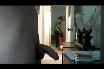 يمارس فيلم عربي سكسي الابن والدته في الريف. البطاطس يمكن أن تنتظر!.