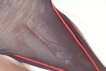 الأخت ذات العيون المنبثقة تمتص شقيقها فلام عربي سكسي ديكًا كبيرًا ، حتى لا ينفض عنه