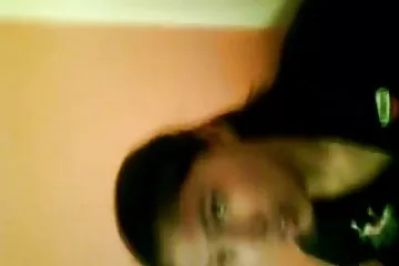 أمي الناضجة مع الثدي فيلم عربي سكسي المترهل ركوب الديك الابن.