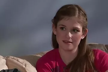 لم يستطع الابن المتضخم المقاومة افلام سكسي عرابي ومارس الجنس مع الأم مفلس في المرحاض.