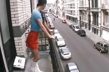 الأخت تمتص أخيها فيلم سكسي عرب النائم وأكلت نائب الرئيس