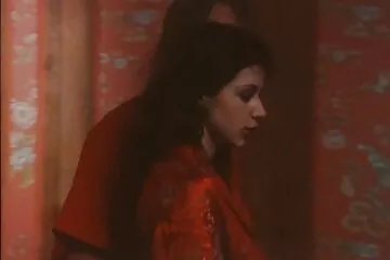 لم تخجل أمي من ابنها وانطلقت أمامه سكسي فيلم عربي