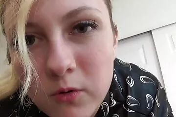 ابنة صغيرة اريد فيلم عربي سكسي ترضي والدها