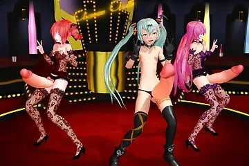 عرض الأخ الأكبر قضيبه على أخته التي ترتدي أفلام سكسي عربية نظارة طبية بدلاً من التدريب.